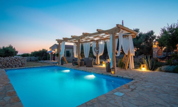 Kosljun Casa | Casa Robinson con piscina Kosljun, Pag (K-22238)