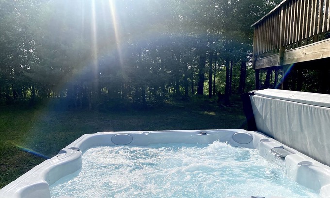 Nekoosa Casa | Secluded Lake Cabin, SAND VALLEY, Game Rm, HOT TUB