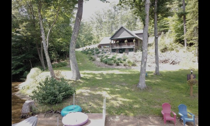 Shapleigh Casa | Secluded Lakefront Retreat Mousam Lake w/250ft of Sandy Beach - 2 Docks
