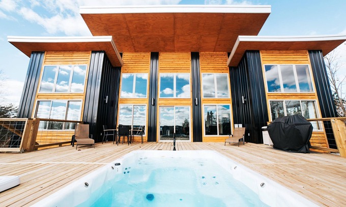 Trion Cabina | Casa contemporánea, privada de 12 acres con vistas, TODO EL AÑO NADADA SPA Y TINA CALIENTE