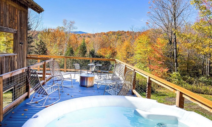 Granville Casa | Secluded Mountain Getaway with Hot tub and Views!