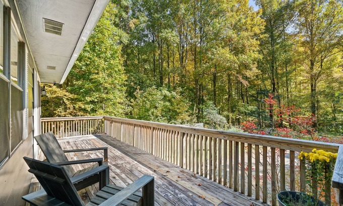 Candler Casa | Secluded mountain getaway near Blue Ridge Parkway