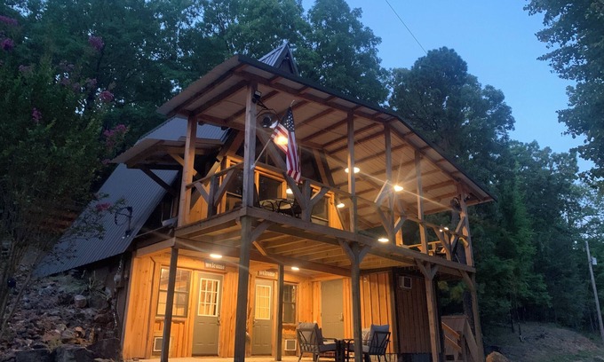 Bonnerdale Casa | Secluded mountain luxury-access to ATV/bike trails, close to lakes, Hot Springs