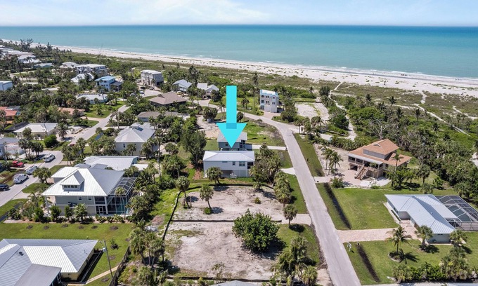 Sanibel Cabaña | Secluded One Bedroom Cottage, Walking Distance to Sanibel Beaches - Tiki Cottage A!