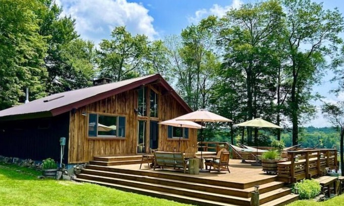 Roscoe Casa | Secluded Private Lake House