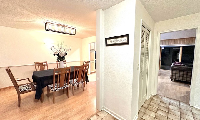 Wausau Casa | Secluded Serenity Lg 4beds, 2.5 bath near Downtown