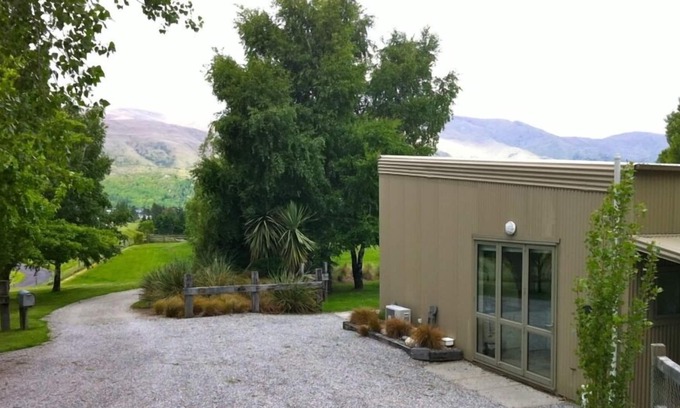 Arrowtown Condominio | Secluded split level 1 bedroom flat