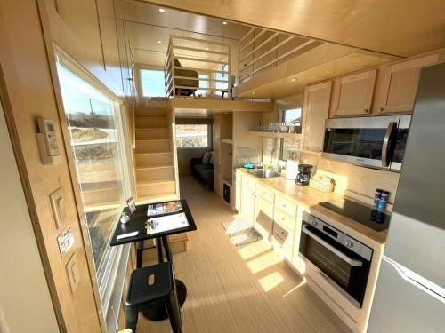 Pear Park Casa | Secluded Tiny House Oasis in Grand Junction: Nature's Perfect Glamping Hideaway in Colorado