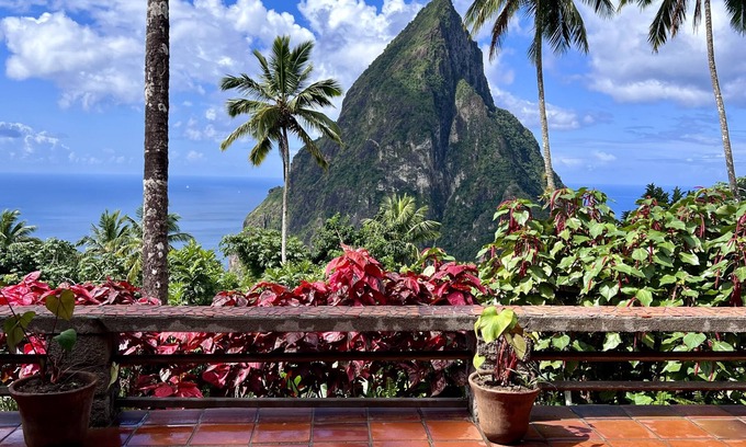 Jalousle Villa | Secluded villa with magnificent views of Piton and ocean. 37' saltwater pool.