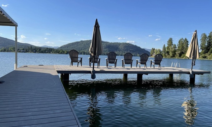 Sagle Casa | Secluded Waterfront House on Pend Oreille