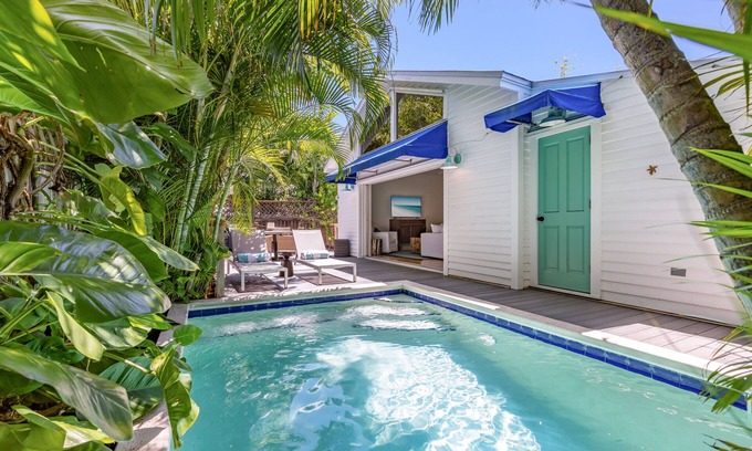 The Meadows Casa | SECOND WIND ~ Charming 2 Bedroom, 2 Bathroom Home w/ Pool!