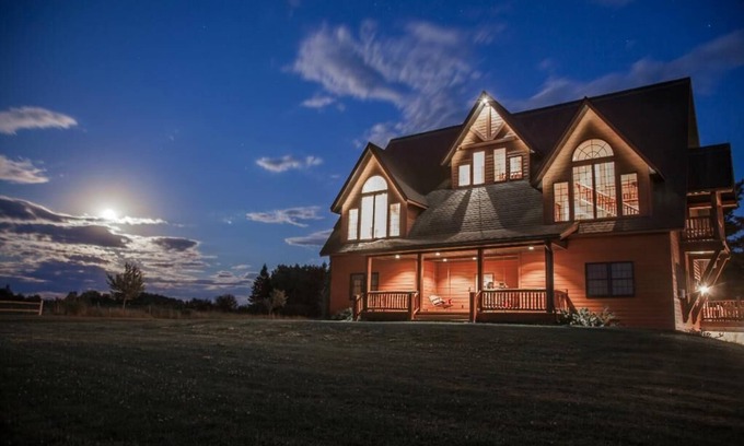 Ashland Casa | Second Wind Country Inn