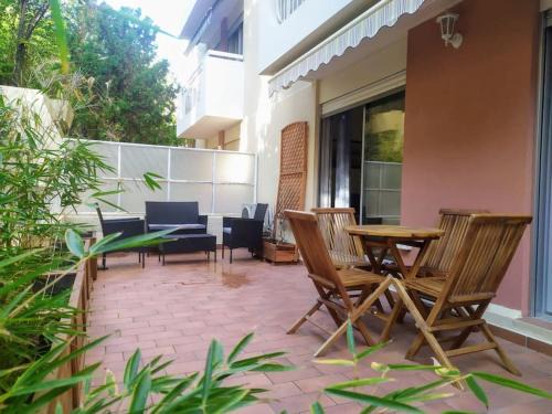 Saint-Sylvestre Apartamento | Secret garden, ideal for 2,large terrace