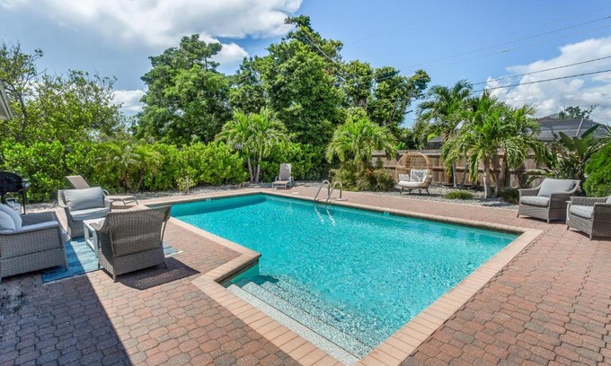 Naples Park Casa | Secret Splash