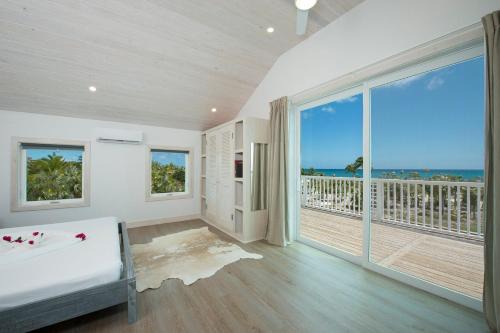 North Palmetto Point Casa | See Sea home