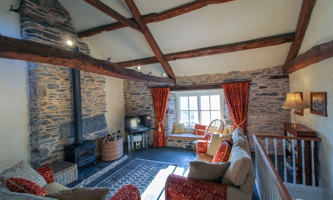 Staveley Cabaña | Seed Howe Staveley - a cottage that sleeps 5 guests in 3 bedrooms