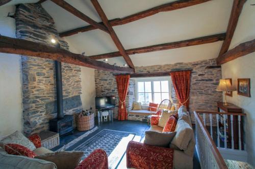 Staveley Casa | Seed Howe Staveley