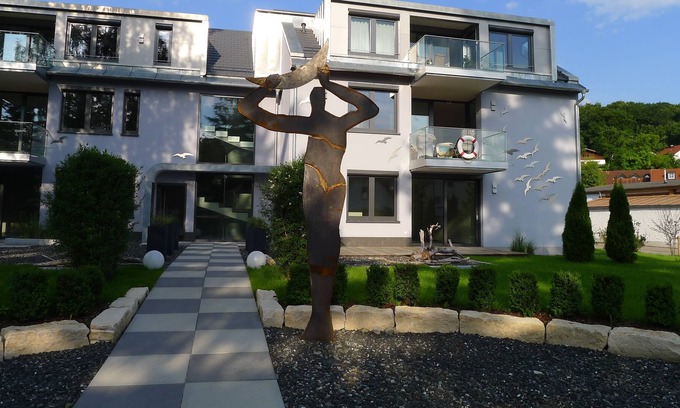 Herrsching am Ammersee Condominio | Seetraum Luna nur 150 Schritte zu Deutschlands Längster Seepromenade ...