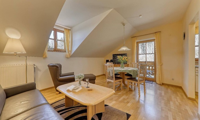 Spiegelau Apartamento | Apartamento muy privado "Rachel" con cocina totalmente equipada y balcón.