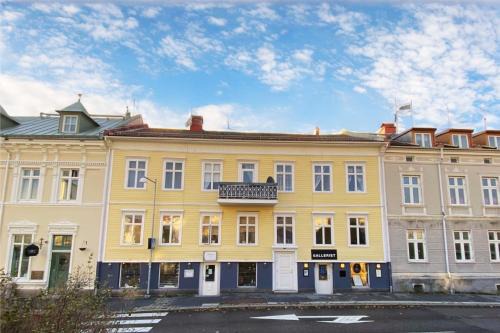 Bukten Apartamento | Sekelskiftescharm i Hjärtat av Strömstad, 4 bäddar - Historic Charm, for 4 Guests
