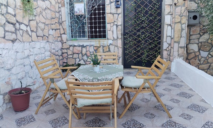 Umm Qais Casa | Seleucia DaR Umm Qais