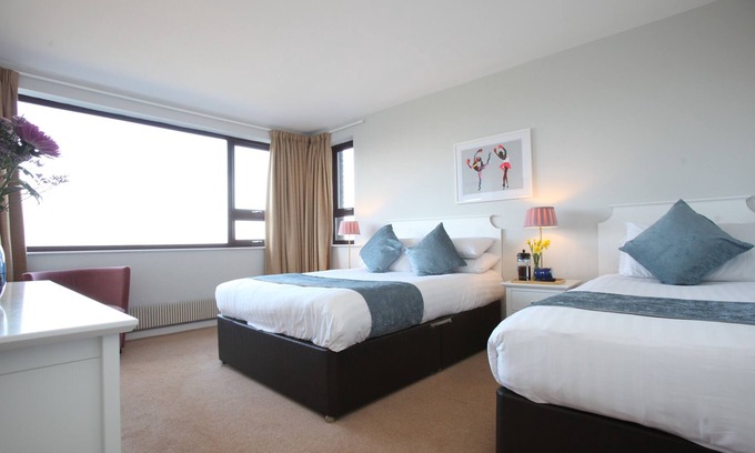 Scalpwilliam Apartamento | Self catering apartment with use of 4* Hotel facilities, including gym and pool