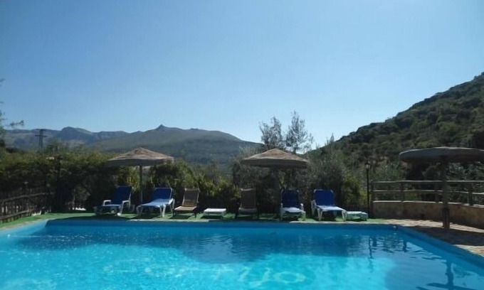 Carcabuey Cabaña | Casa rural (alquiler íntegro) Cortijo Palitroques para 10 personas