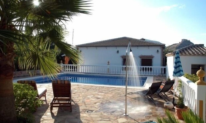Carcabuey Cabaña | Casa rural en Parque Natural con piscina privada y WIFI