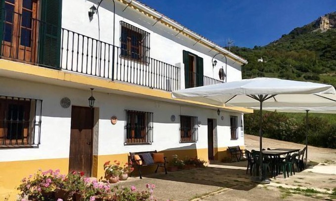 Gaucín Cabaña | Casa rural (alquiler íntegro) Cortijo Arroyo del Moro para 8 personas