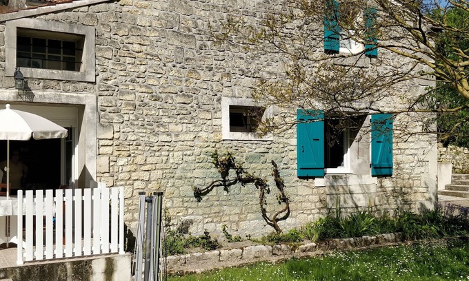 Saint-Savinien Casa | Casa de carácter situada en Saint-Savinien sur Charente