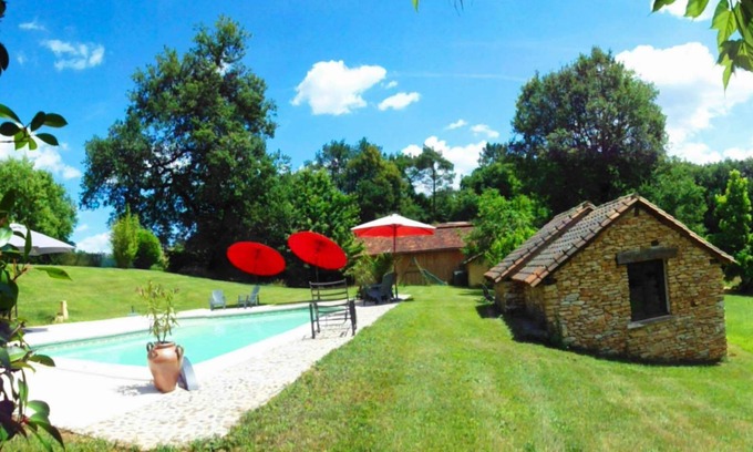 Simeyrols Cabaña | Self-catering cottage - Private terrace - Shared swimming pool