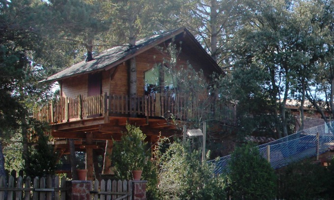 Prades Cabina | Casa en el árbol - Alzina (para 2 personas + 3niños)