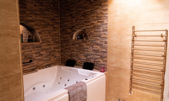 Jadraque Apartamento | Casa rural (alquiler íntegro) Suite Ohana para 2 personas