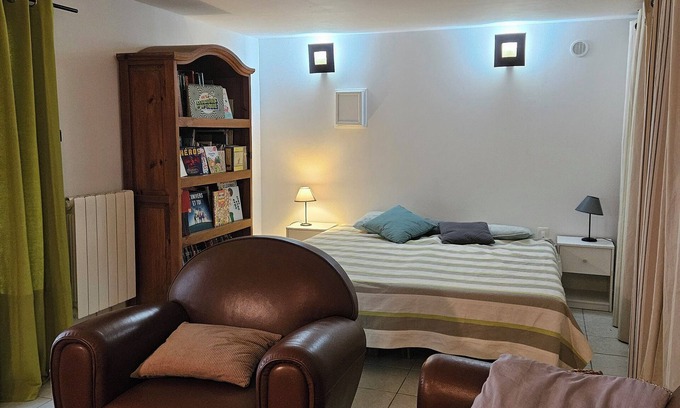 Valojoulx Apartamento | Self-contained apartment in the heart of the forest, 6 minutes from Lascaux