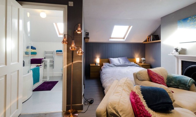 Tiverton Apartamento | buhardilla autónomo en mi casa - por favor, echa un vistazo a Airbnb comentarios!