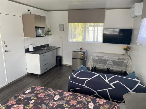 Hamilton Casa | Self Contained Unit, Private Bathroom, Private Entrance, Close to Shops & Hospital Homestay