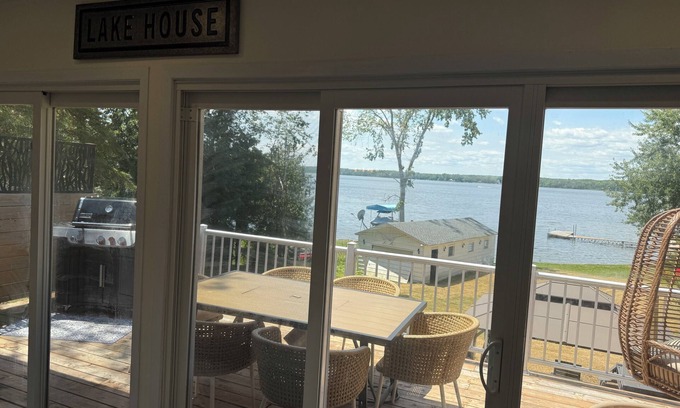 Selwyn Cabaña | Selwyn Buckhorn Lakehouse