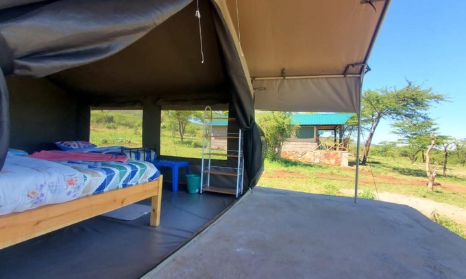 Maasai Mara Cama Y Desayuno | Semadep bush camp