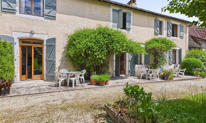Montignac Chalet De Esquí | Casa rural adosada para 4 - piscina comunitaria