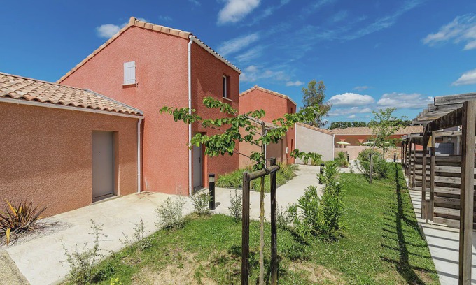 Saint-Christol Casa | Semi-detached home in the hinterlands of Languedoc