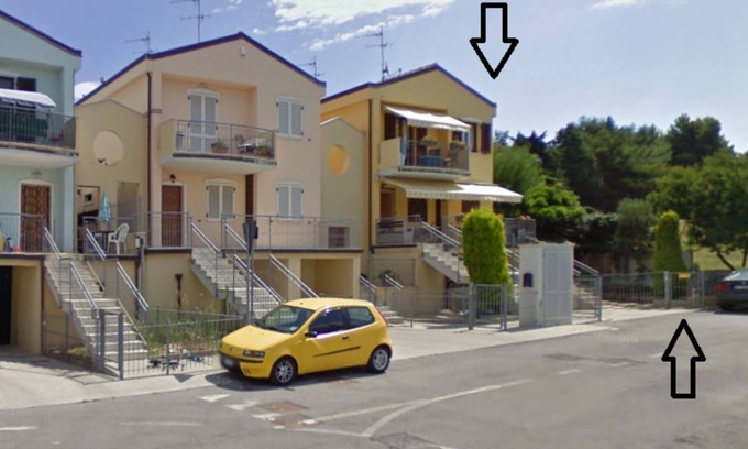 Loreto Casa | Casale al Mare 2 (aire acondicionado la casa adosada con parking wi-fi y bicicleta)