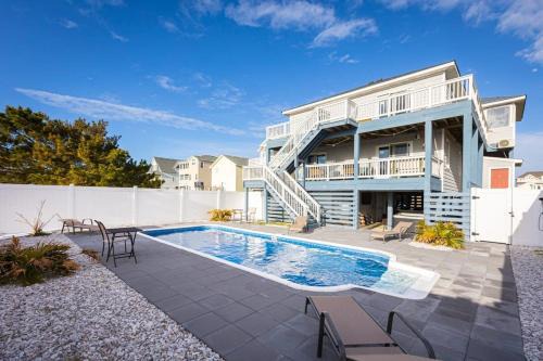 South Nags Head Casa | Semi-Oceanfront 8 bed with Pool Spa Ocean Views