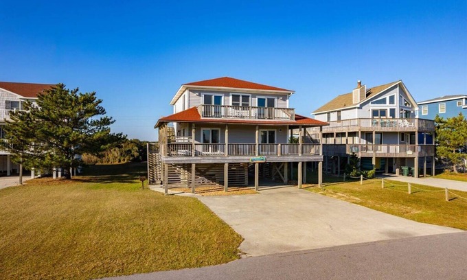 South Nags Head Casa | Semi-Oceanfront, Hot Tub, Pool and Tennis Access