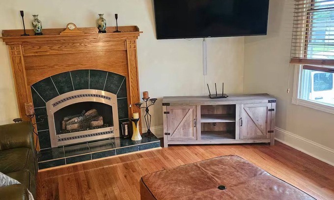 Olean Casa | Seneca Heights Oasis with Hot Tub