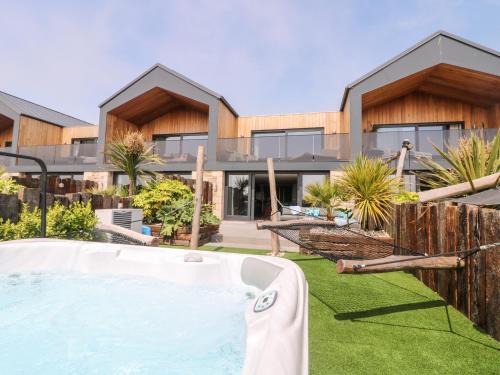 Penzance Casa | Sennen Skies