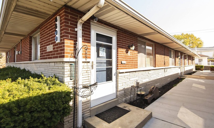 Lindenwood Park Apartamento | Sensational 1 Bedroom Apartment with Free Parking