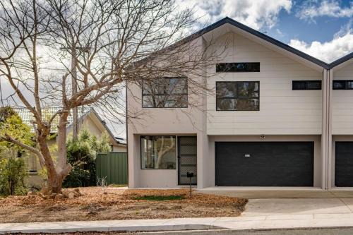 Hawker Casa | Sensational New Townhouse