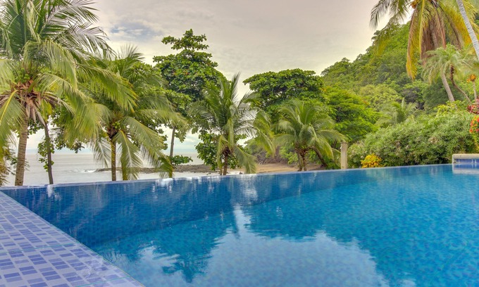 El Ocotal Condominio | Sensational ocean view resort villas BBQ area, shared pool and beach access