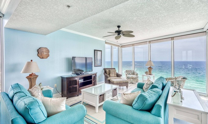 West Panama City Beach Complejo | Gorgeous Corner Views! Book Late Summer/Fall
