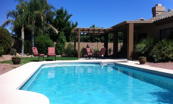 Arabian Views Casa | ** MAYO 20-23RD $ 20. 00 DE DESCUENTO POR NOCHE! PRIV. PISCINA Y JAC.** CIERRA 2 TIENDAS Y GOLF !!**